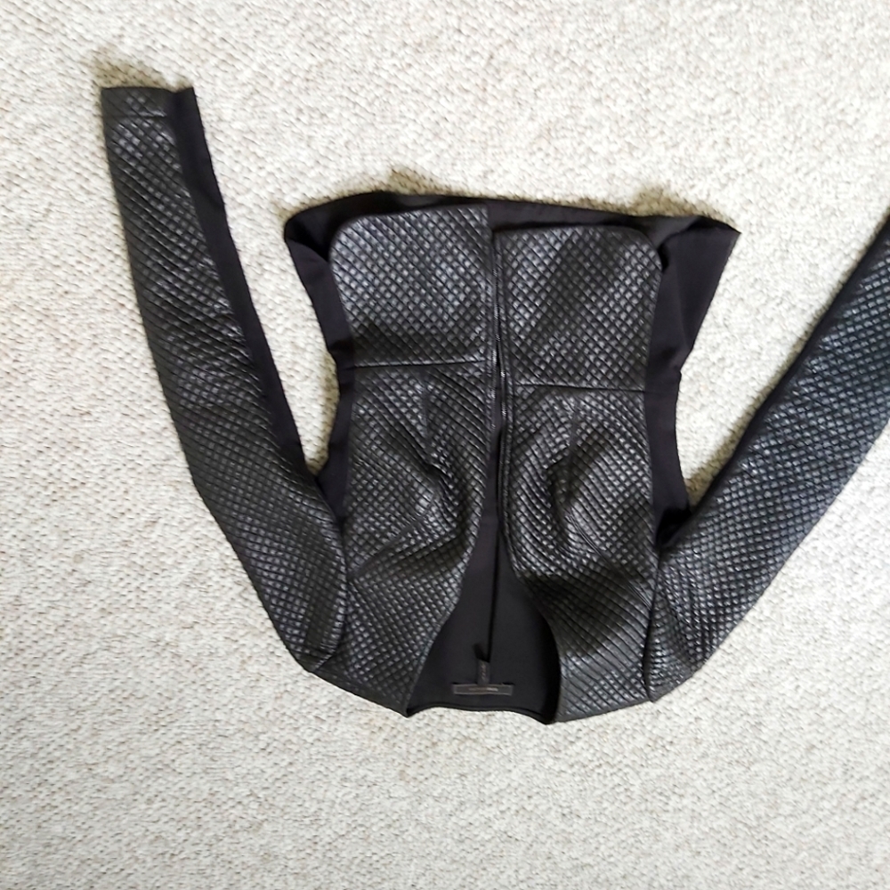 BCBGMAXAZRIA, Small size in black